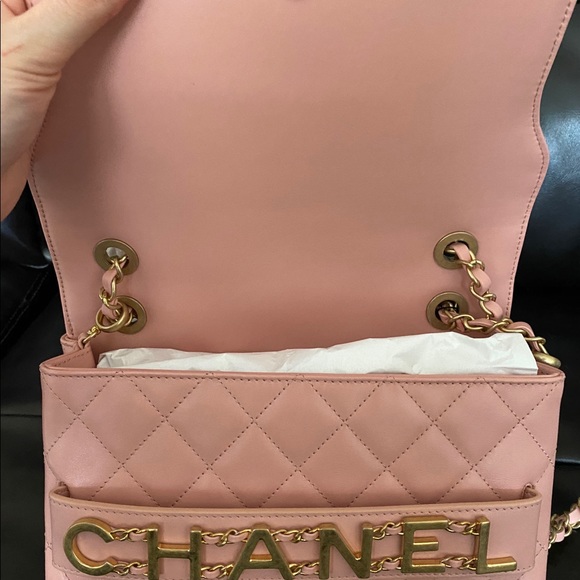Chanel flap bag new!! - Picture 3 of 14